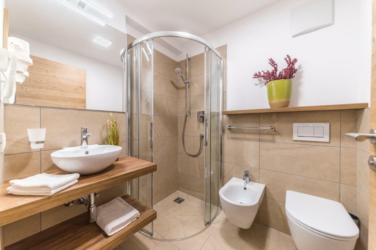 Apartments Mezdi Santa Cristina Val Gardena Екстериор снимка