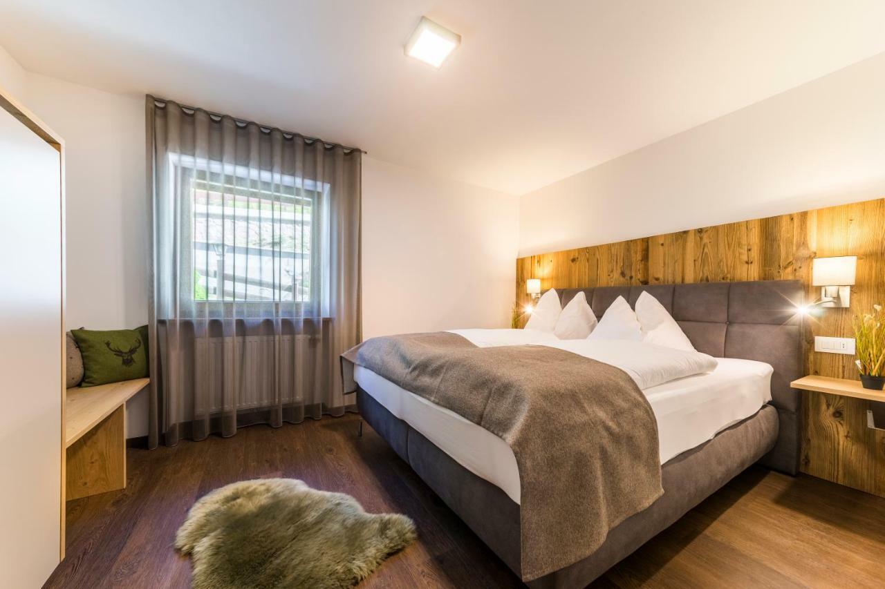 Apartments Mezdi Santa Cristina Val Gardena Екстериор снимка